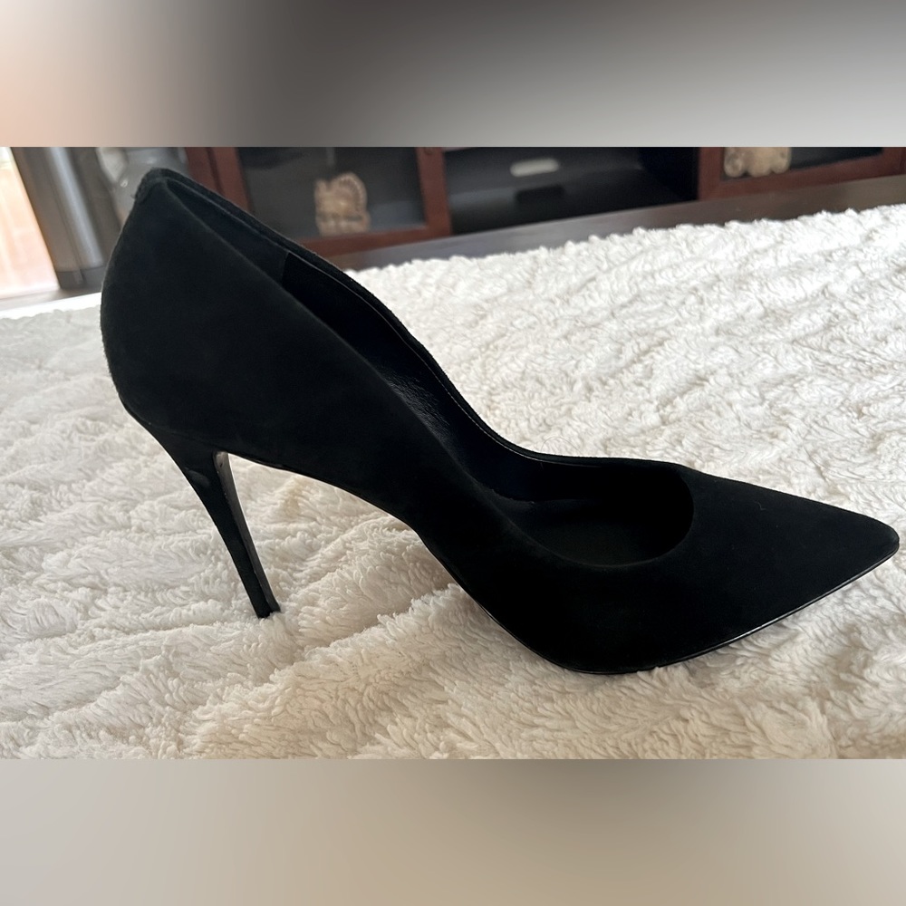Steve Madden black heels